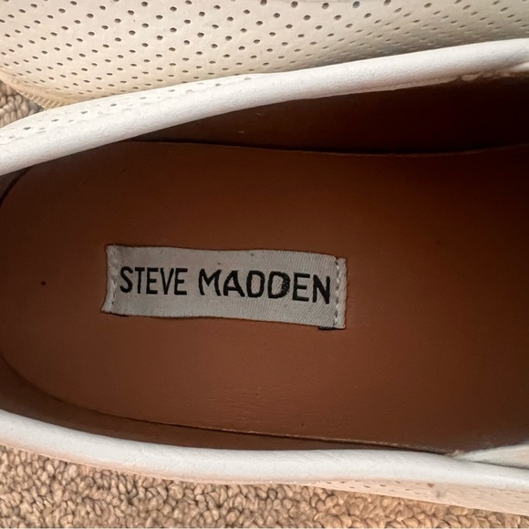 Steve Madden Women’s White Slip-On Platform Sneakers - Picture 2 of 3